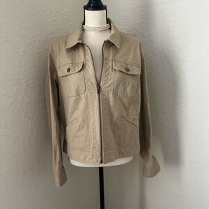 St. Johns Bay Tan and cream zipper detailed lightweight jacket / coat.